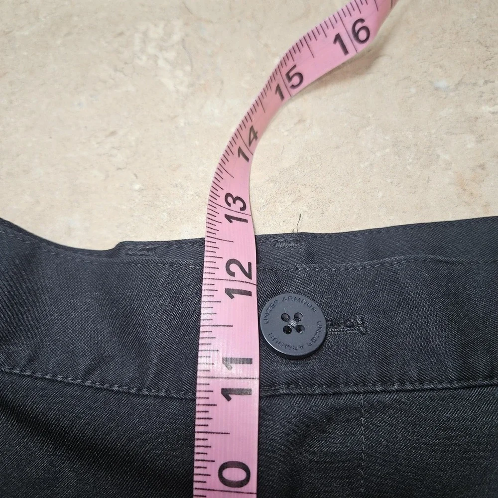 Under Armour Performance Shorts Mens 34R Black Golf Chino Flat Front Lightweight
